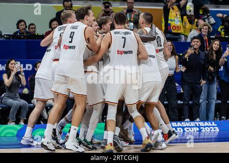 Manila, Filippine. 10 settembre 2023. La Germania festeggia dopo aver vinto la finale della Coppa del mondo di pallacanestro FIBA 2023 tra Serbia e Germania al Mall of Asia Arena-Manila. Punteggio finale: Germania 83:77 Serbia. Credito: SOPA Images Limited/Alamy Live News Foto Stock