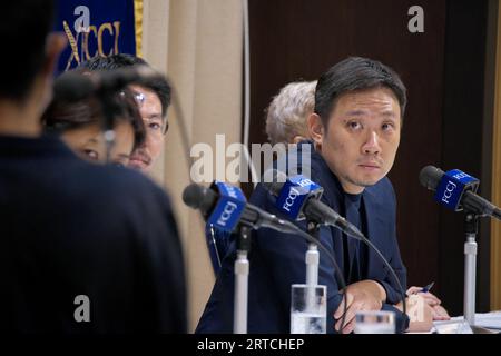 Tokyo, Giappone. 12 settembre 2023. Il direttore Ryusuke Hamaguchi parla durante una conferenza stampa a Tokyo, in Giappone, martedì 12 settembre 2023. Il suo film, "Evil Does Not exist" è stato selezionato per competere per il Leone d'argento alla 80a Mostra Internazionale d'Arte cinematografica di Venezia. Foto di Keizo Mori/UPI Credit: UPI/Alamy Live News Foto Stock