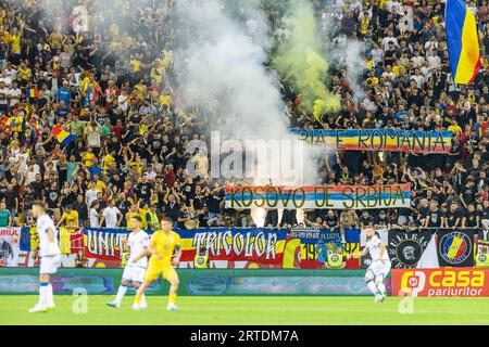 Bucarest, Roumanie. 12 settembre 2023. Messaggio dei tifosi rumeni in occasione della partita UEFA Euro 2024, qualificazioni europee, gruppo i tra Romania e Kosovo il 12 settembre 2023 all'Arena Nationala di Bucarest, Romania - foto Mihnea Tatu/DPPI Credit: DPPI Media/Alamy Live News Foto Stock