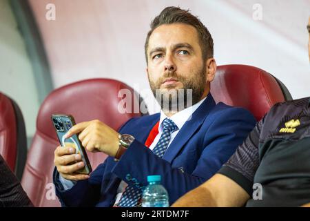 Bucarest, Roumanie. 12 settembre 2023. Kosovo Manager Primoz Gliha durante la UEFA Euro 2024, qualificazioni europee, gruppo i partita di calcio tra Romania e Kosovo il 12 settembre 2023 all'Arena Nationala di Bucarest, Romania - foto Mihnea Tatu/DPPI Credit: DPPI Media/Alamy Live News Foto Stock