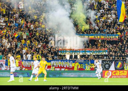 Messaggio dei tifosi rumeni mostrati durante la partita di UEFA Euro 2024, qualificazioni europee, gruppo i tra Romania e Kosovo il 12 settembre 2023 all'Arena Nationala di Bucarest, Romania Foto Stock