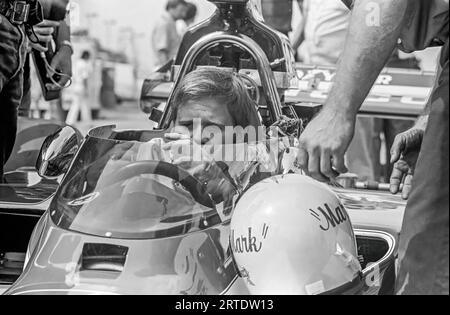Mark Donohue in una Penske Racing Lola T330-AMC alla Watkins Glen SCCA L&M Formula 5000 del 1973, Sstarted ottavo, finì quarto Foto Stock
