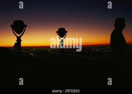 Luci di El Paso all'alba, viste da un punto panoramico; El Paso, Texas, Stati Uniti d'America Foto Stock