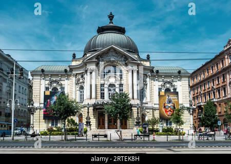 Teatro comico di Budapest (Vígszínház) a Budapest, Ungheria Foto Stock