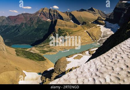 Vista panoramica dei laghi del Glacier National Park, Montana, Stati Uniti; Montana, Stati Uniti d'America Foto Stock