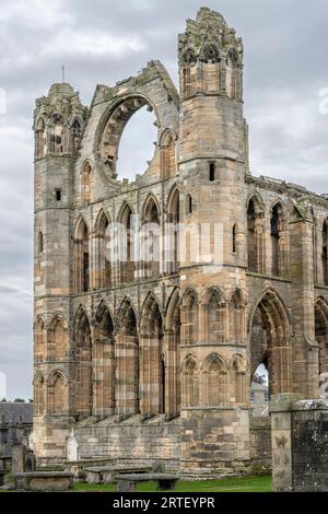 Fronte ovest della cattedrale di Elgin Foto Stock