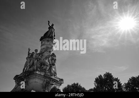 AVIGNONE FRANCE MONUMENT DU COMTAT TRIONFO DELLA REPUBBLICA Foto Stock
