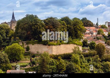 Val de Briey, Meurthe-et-Moselle, vista panoramica sui bastioni e sulla città Foto Stock
