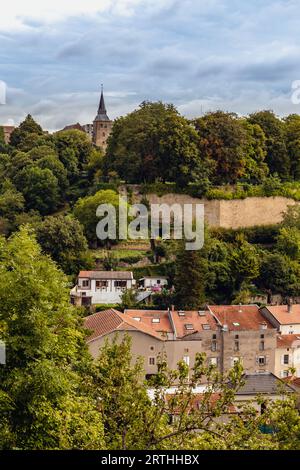 Val de Briey, Meurthe-et-Moselle, vista panoramica sui bastioni e sulla città Foto Stock