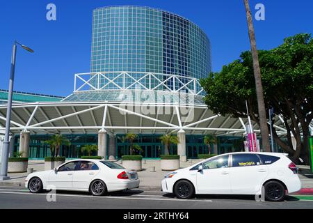 LOS ANGELES, CA -31 agosto 2023 – Vista del Los Angeles Convention Center, una grande sala conferenze situata nel centro di Los Angeles (DTLA) su S. Figuer Foto Stock