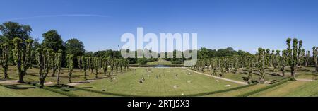 Frederiksberg, Danimarca, 5 giugno 2016: Gente che si gode il sole nel parco Frederiksberg la domenica pomeriggio Foto Stock