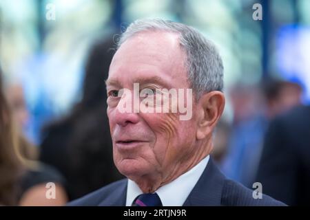 New York City, NY, USA. 13 settembre 2023. L'ex sindaco di New York Michael Bloomberg parla al Perelman Performing Arts Center (PAC NYC) evento stampa di apertura e cerimonia di taglio del nastro il 13 settembre 2023 a New York. Il centro delle arti dello spettacolo, costruito al Ground zero a Lower Manhattan, dovrebbe aprire il 19 settembre 2023, con il primo di cinque concerti incentrati sul tema del rifugio. (Immagine di credito: © William Volcov/ZUMA Press Wire) SOLO USO EDITORIALE! Non per USO commerciale! Foto Stock