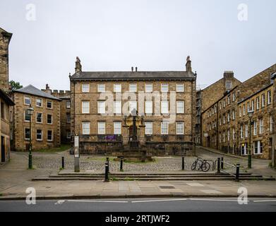 The Judges' Lodgings, un tempo casa di città e ora museo, si trova tra Church Street e Castle Hill, Lancaster, Lancashire, Inghilterra. Foto Stock