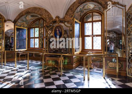 Visita il Grünes Gewölbe o la cripta verde, un museo a Dresda, Germania. Contiene la più grande collezione di tesori d'Europa. Fondata nel 1723 da agosto Foto Stock