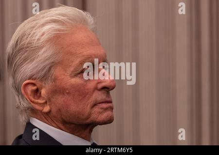 Michael Douglas partecipa all'apertura dell'evento stampa del Perelman Performing Arts Center e al taglio del nastro a New York il 13 settembre 2023 Foto Stock