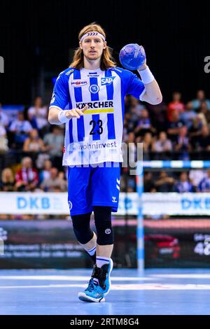 Stoccarda, Germania. 1 settembre 2023. Pallamano: Bundesliga, TVB Stoccarda - Füchse Berlin, Porsche Arena. Jan Forstbauer di Stoccarda in azione. Credito: Tom Weller/dpa/Alamy Live News Foto Stock