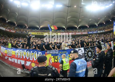 Tifosi rumeni durante la partita di qualificazione a Euro 2024 Romania vs Kosovo 12.09.2023 , Arena Nationala Stadium , Bucarest Foto Stock