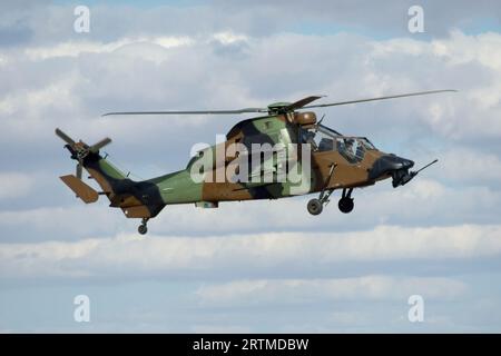 Helicóptero de combate antitanque Foto Stock