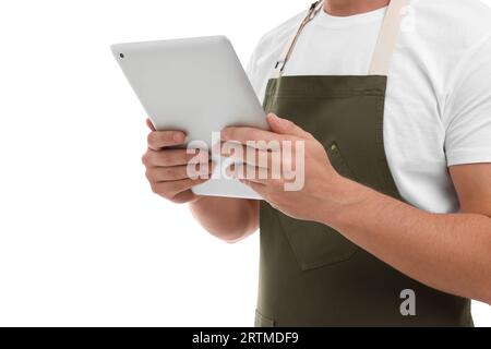 Uomo con tablet su sfondo bianco, primo piano Foto Stock