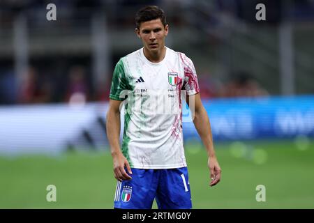 L'italiano Matteo Pessina durante il riscaldamento prima della partita di qualificazione europea A UEFA EURO 2024 tra Italia e Ucraina allo Stadio San Siro il 12 settembre 2023 a Milano. Foto Stock