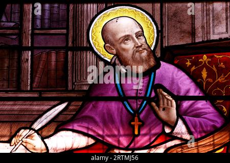 La chiesa di nostra Signora dell'assunzione. Saint Francis de Sales. Vetrata colorata. Evian. Francia. Foto Stock