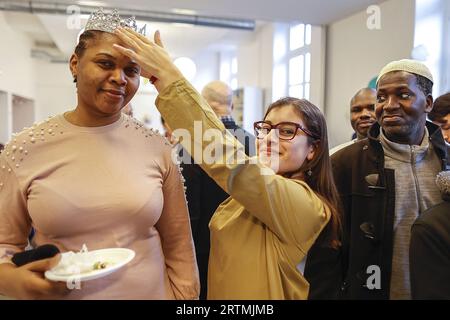 Tradizionale celebrazione dell'Epifania a la Maison Bakhita, Parigi, Francia Foto Stock