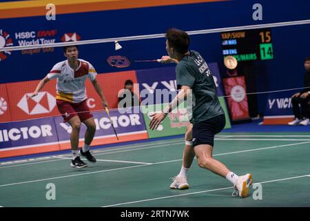 Hong Kong, Cina. 13 settembre 2023. Lee Cheuk Yiu di Hong Kong Cina gioca durante il singolo round maschile del 32 match contro il Weng Hong Yang della Cina il secondo giorno dei campionati di badminton VICTOR Hong Kong Open 2023 all'Hong Kong Coliseum. Punteggio finale; Hong Kong, Cina 2:0 Cina. Credito: SOPA Images Limited/Alamy Live News Foto Stock
