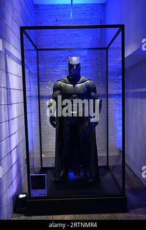 Londra, Regno Unito. 14 settembre 2023. L'attesissima esperienza di Batman Unmasked in Piccadilly è stata presentata in anteprima dai media. Credito: Vedere li/Picture Capital/Alamy Live News Foto Stock