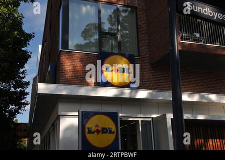 14 settembre 2023/ catena di negozi di alimentari Deutsche Lidl a Herlev, capitale danese, Copenaghen, Danimarca. (Foto: Francis Joseph Dean/Dean Pictures) Foto Stock