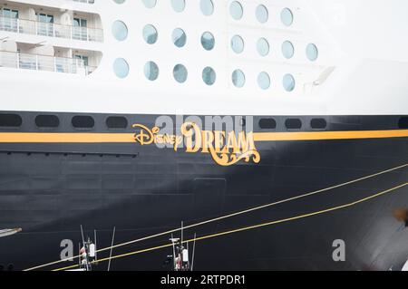 Liverpool, Regno Unito, 14/09/2023, la nave Disney Dream compie il suo primo viaggio estivo nel Regno Unito quest'anno> oggi la nave più magica sul mare, ormeggiata a Liverpool subito dopo le 9:00, partirà alle 15:00 e si dirigerà verso Cork come parte del viaggio inaugurale di 7 giorni nel Regno Unito. (Terry Scott/SPP) credito: SPP Sport Press Photo. /Alamy Live News Foto Stock