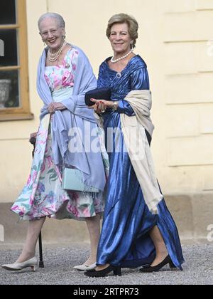 La regina di Danimarca Margrethe e la regina Anna Maria di Grecia arrivano al Drottningholm Palace Theatre di Stoccolma, in Svezia, il 14 settembre 2023, per lo spettacolo teatrale del giubileo della Royal Opera, in connessione con il 50 ° anniversario dell'ascesa al trono di HM il re. Foto: Fredrik Sandberg / TT / code 10080 Foto Stock