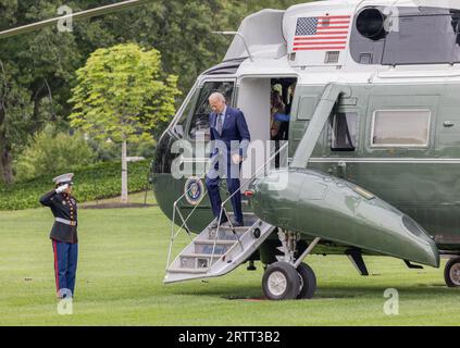 WASHINGTON, D.C. – 7 agosto 2023: Il presidente Joe Biden arriva a Marine One sul South Lawn della Casa Bianca a Washington Foto Stock