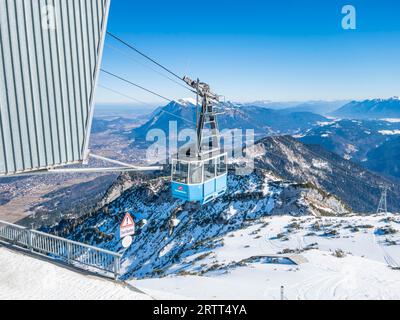 Stazione di montagna di Hochalmbahn, area sciistica Garmisch Classic, Garmisch-Partenkirchen, alta Baviera Foto Stock