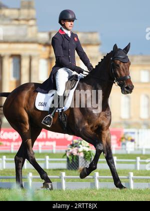 Harry Meade di Gran Bretagna con et Hop Du Matz durante il test di dressage al Blenheim Palace International Horse Trials il 14 settembre 2023, Regno Unito (foto di Maxime David/MXIMD Pictures - mximd.com) Foto Stock
