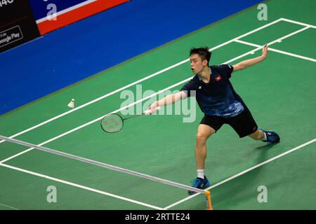 Hong Kong, Cina. 14 settembre 2023. Jason Gunawan di Hong Kong China gioca nel singolo maschile di 16 contro il danese Rasmus Gemke nella terza giornata del VICTOR Hong Kong Open Badminton Championships 2023 all'Hong Kong Coliseum. Punteggio finale; Hong Kong Cina 1:2 Danimarca credito: SOPA Images Limited/Alamy Live News Foto Stock