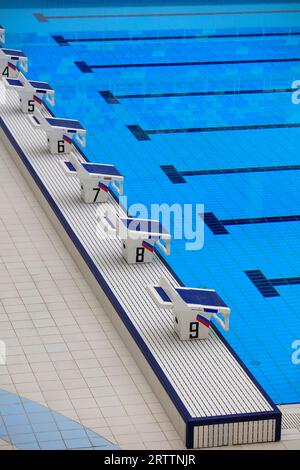 Pechino, Cina - 3 giugno 2018: Pista per piscine con cubo d'acqua del National Natatorium, Pechino, Cina Foto Stock