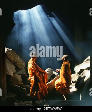 Monaci in Angkor Foto Stock
