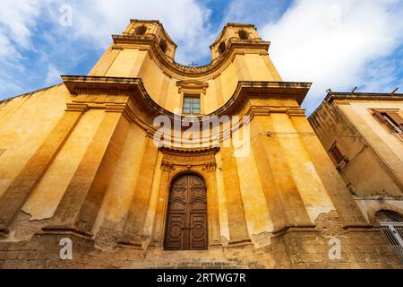 Chiesa di San Girolamo in stile barocco siciliano, situata a noto, Sicilia, Italia Foto Stock