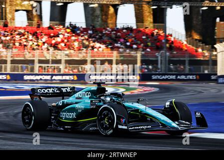 Singapore, Singapore. 15 settembre 2023. Lance Walk (CDN) Aston Martin F1 Team AMR23. 15.09.2023. Campionato del mondo di Formula 1, Rd 16, Gran Premio di Singapore, circuito di Marina Bay Street, Singapore, giornata di pratica. Il credito fotografico dovrebbe essere: XPB/Press Association Images. Credito: XPB Images Ltd/Alamy Live News Foto Stock