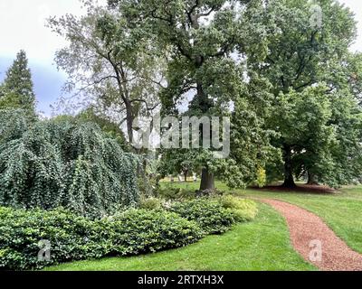 Giardini presso il Wave Hill Public Garden and Cultural Center Foto Stock