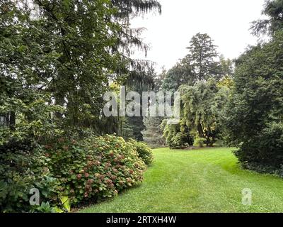 Giardini presso il Wave Hill Public Garden and Cultural Center Foto Stock