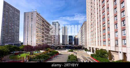 Complesso residenziale Olympiades nel tredicesimo distretto di Parigi - CITTÀ DI PARIGI, FRANCIA - 4 SETTEMBRE. 2023 Foto Stock