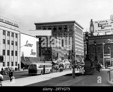 Worcester, Massachusetts c. 1958 Main Street a Worcester. Foto Stock