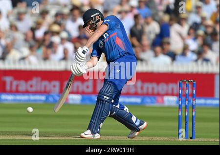 Londra INGHILTERRA - 15 settembre 2023 : Jonny Bairstow d' Inghilterra durante il quarto incontro internazionale della Metro Bank One Day tra Inghilterra e nuova Zelanda al Lord's Cricket Groundl . Londra Foto Stock