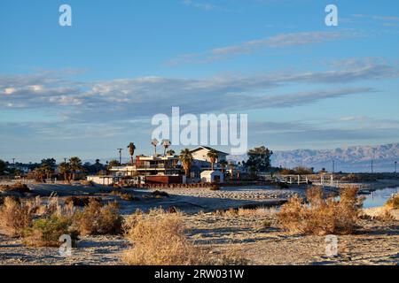 Desert Shores, California, USA. 29 dicembre 2016. Case lungo i canali della comunità di Desert Shores sul lato ovest del Mare di Salton. (Immagine di credito: © Ian L. Sitren/ZUMA Press Wire) SOLO USO EDITORIALE! Non per USO commerciale! Foto Stock