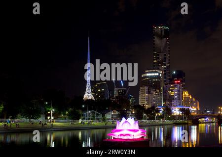 Melbourne, Australia, 21 febbraio, la vista verso Southbank da Birrarung Marr durante la notte Bianca del 21 febbraio 2015 Foto Stock