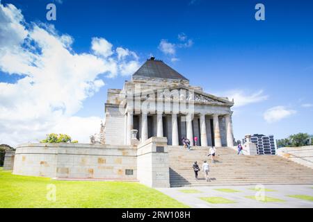 Melbourne Australia, gennaio 30 2015: Veduta del Santuario della memoria con persone e turisti a Melbourne, Victoria, Australia Foto Stock