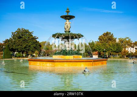 Mail Garden è un parco pubblico situato nel centro della città di Angers nella Valle della Loira, Francia Foto Stock