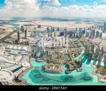 Dubai, Emirati Arabi Uniti, 2 dicembre 2014: Foto aerea di Dubai, incluso l'hotel Address, che sarà chiuso a tempo indeterminato dopo la sofferenza Foto Stock