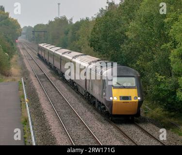 Sunnyhill, Regno Unito. 16 settembre 2023: Uno degli ultimi servizi ferroviari Cross Country HST a Sunnyhill, Derby con il servizio 1V44 da Leeds a Plymouth. La classe 43 HST sarà ritirata da questa rotta il 18 settembre 2023. Crediti: Clive Stapleton/Alamy Live News Foto Stock